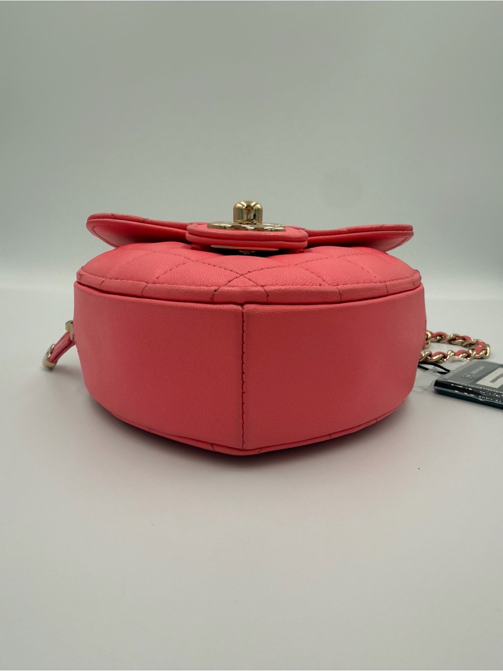 Chanel CC In Love Heart Bag Small Coral Pink Lambskin 22S - Picture 9 of 13